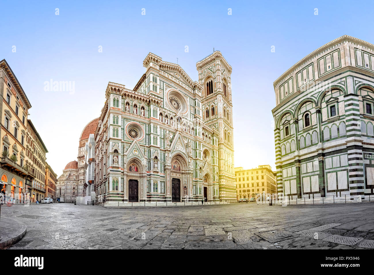 Florenz auf surise. Blick auf die Kathedrale von Santa Maria Del Fiore, Italien Stockfoto