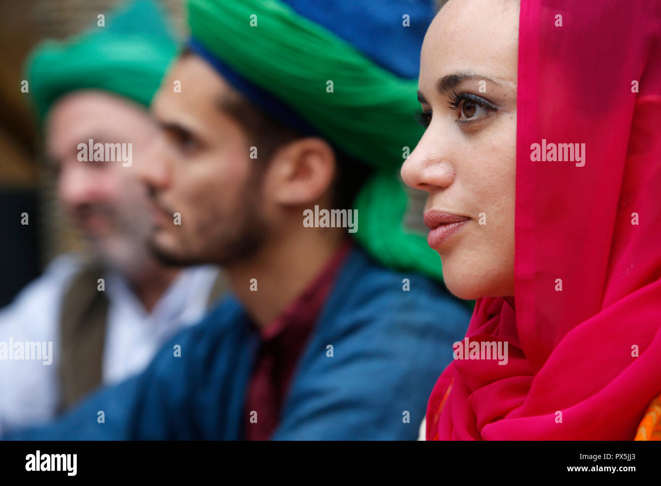 Sufi Moslems auf dem Salon Zen, Paris, Frankreich. Stockfoto