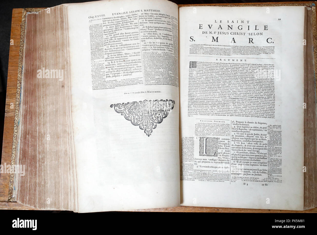 Alte Bibel in französischer Sprache, 1669. Neuen Testament. Evangelium. Mark. Stockfoto