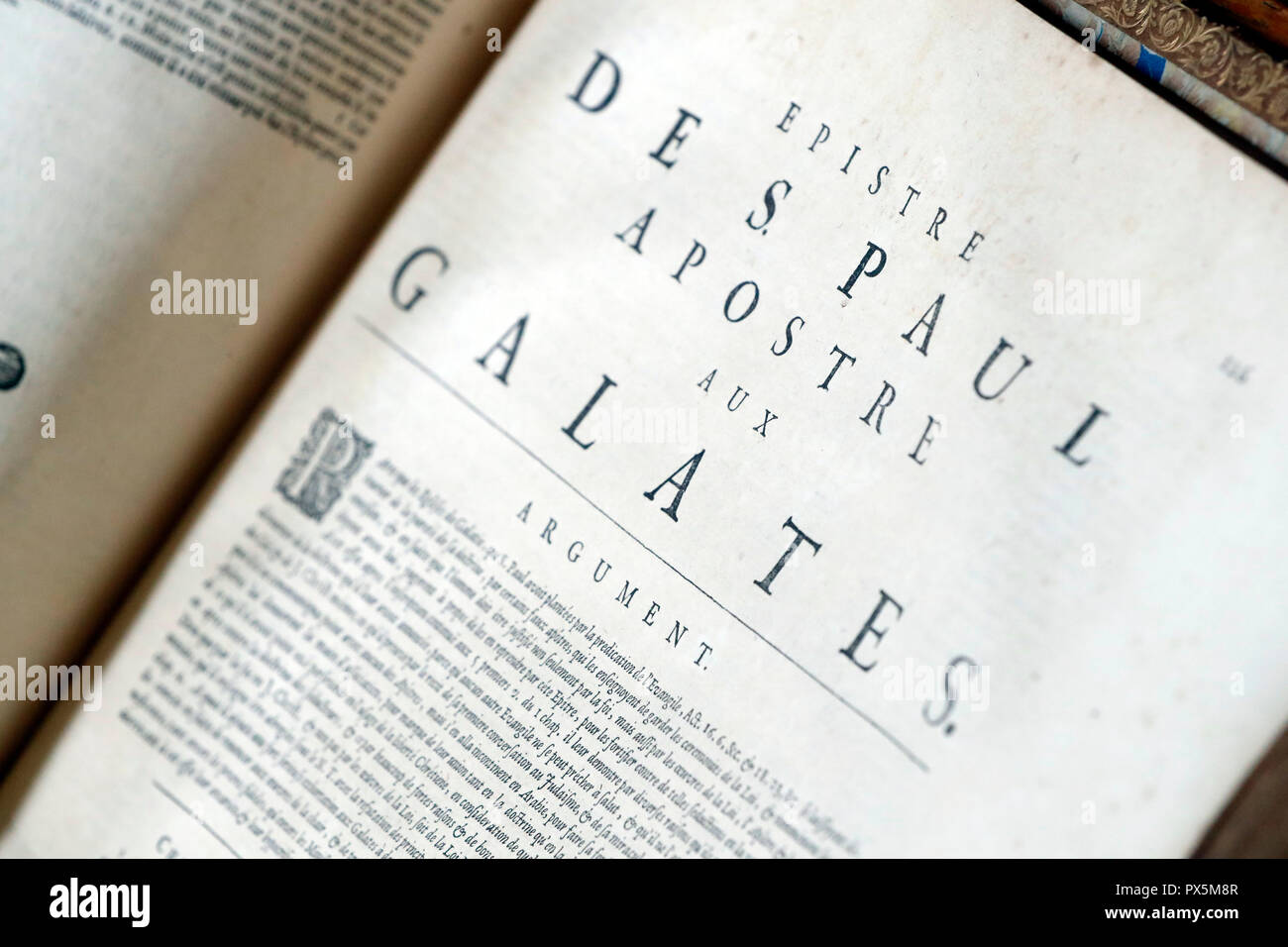 Alte Bibel in französischer Sprache, 1669. Neuen Testament. Epistie. Paul. Galater. Stockfoto