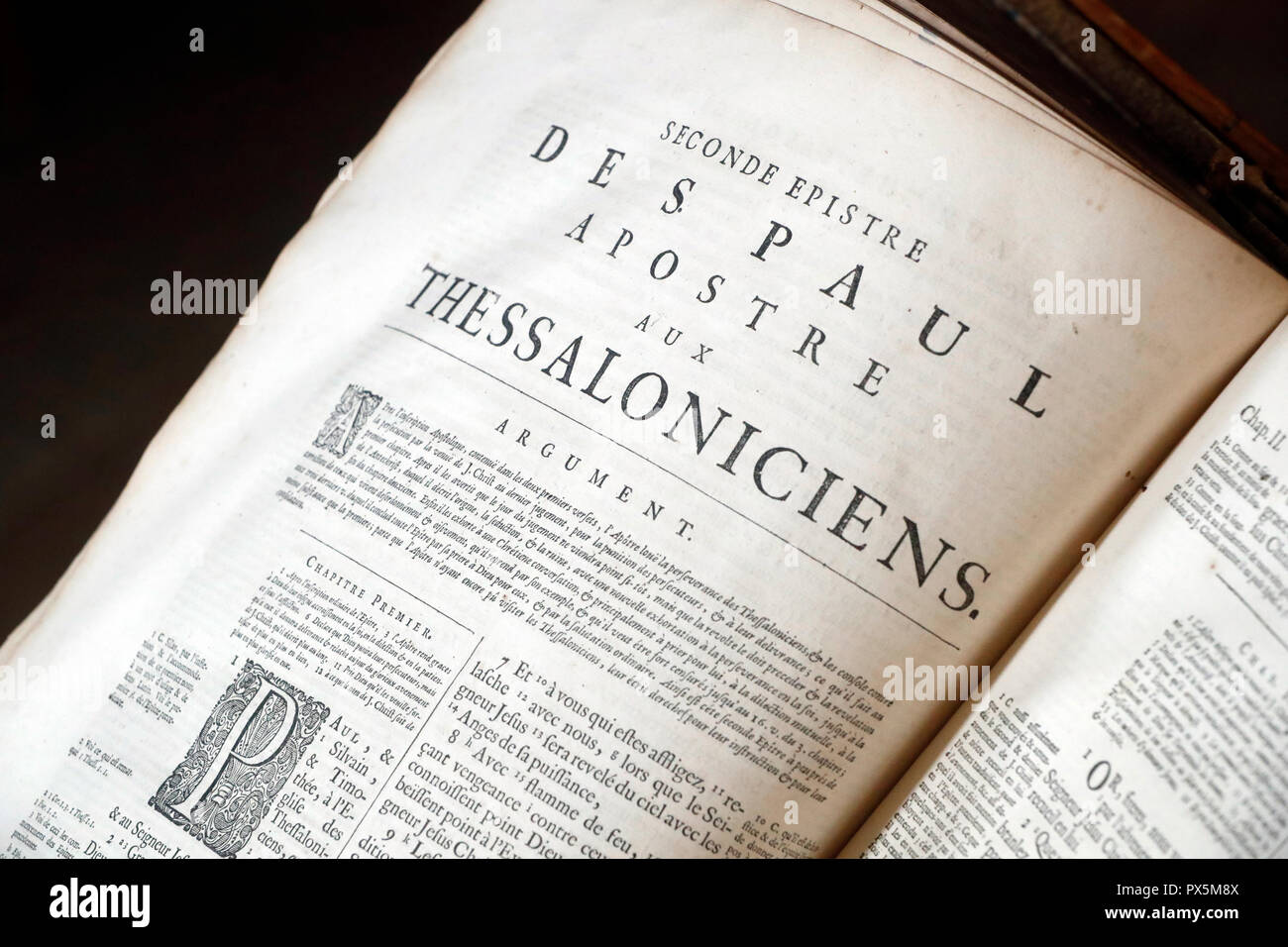 Alte Bibel in französischer Sprache, 1669. Neuen Testament. Epistie. Paul. Thessalonicher. Stockfoto