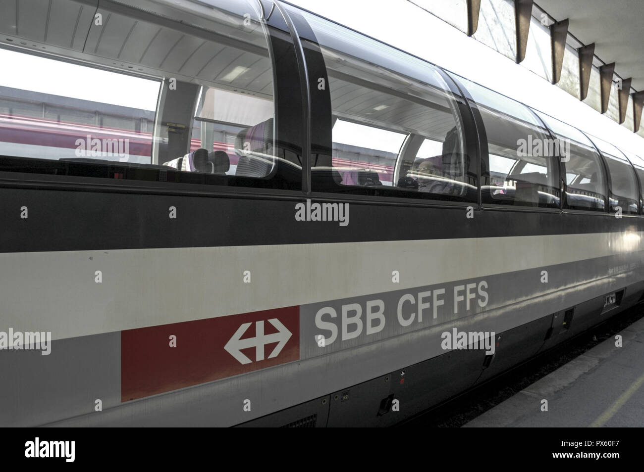 SBB CFF FFS, Schweizerische Bundesbahnen, moderne Wagen, Österreich, Wien, 6. Bezirk, West Railway Station Stockfoto