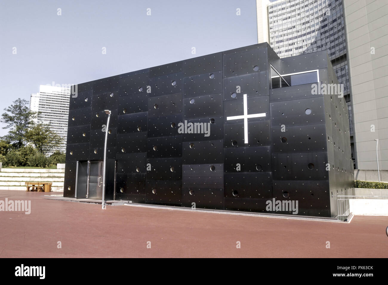 Moderne Kirche in der Nähe der UNO-City, Österreich, Wien, 22. Bezirk, Donaucity Stockfoto