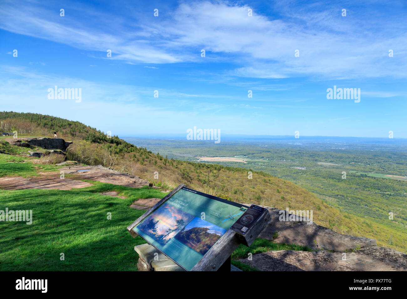 Signage am Standort des Historischen Catskill Mountain House mit Blick über New York Landschaft, in der Nähe von Tannersville, New York, USA Stockfoto