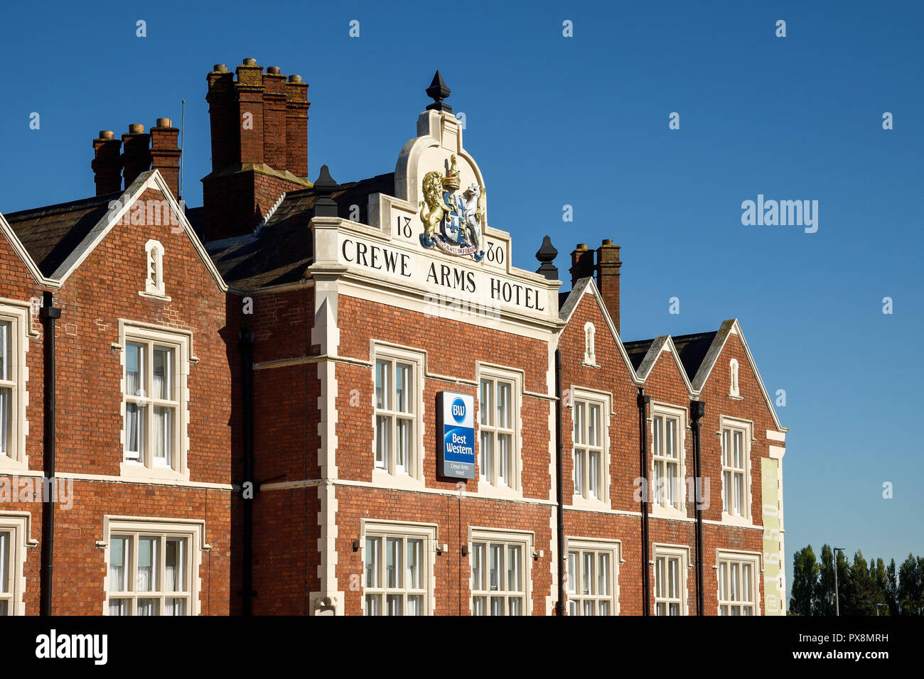 Crewe Arms Hotel neben dem Bahnhof Crewe Nantwich Road Crewe Cheshire UK Stockfoto