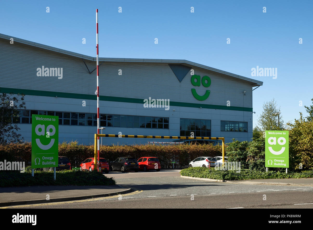 Äußere des AO Logistik Lager auf Weston Road Crewe, Cheshire Vereinigtes Königreich Stockfoto