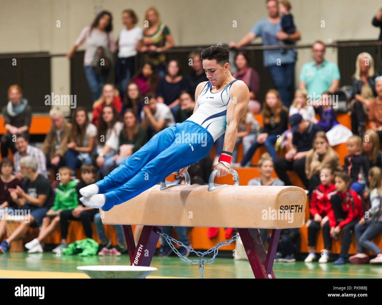 Dominic Bigsby (groetzingen). GES/Gymnastik/TSV Groetzingen - TG Saar, 20.10.2018 - | Verwendung weltweit Stockfoto