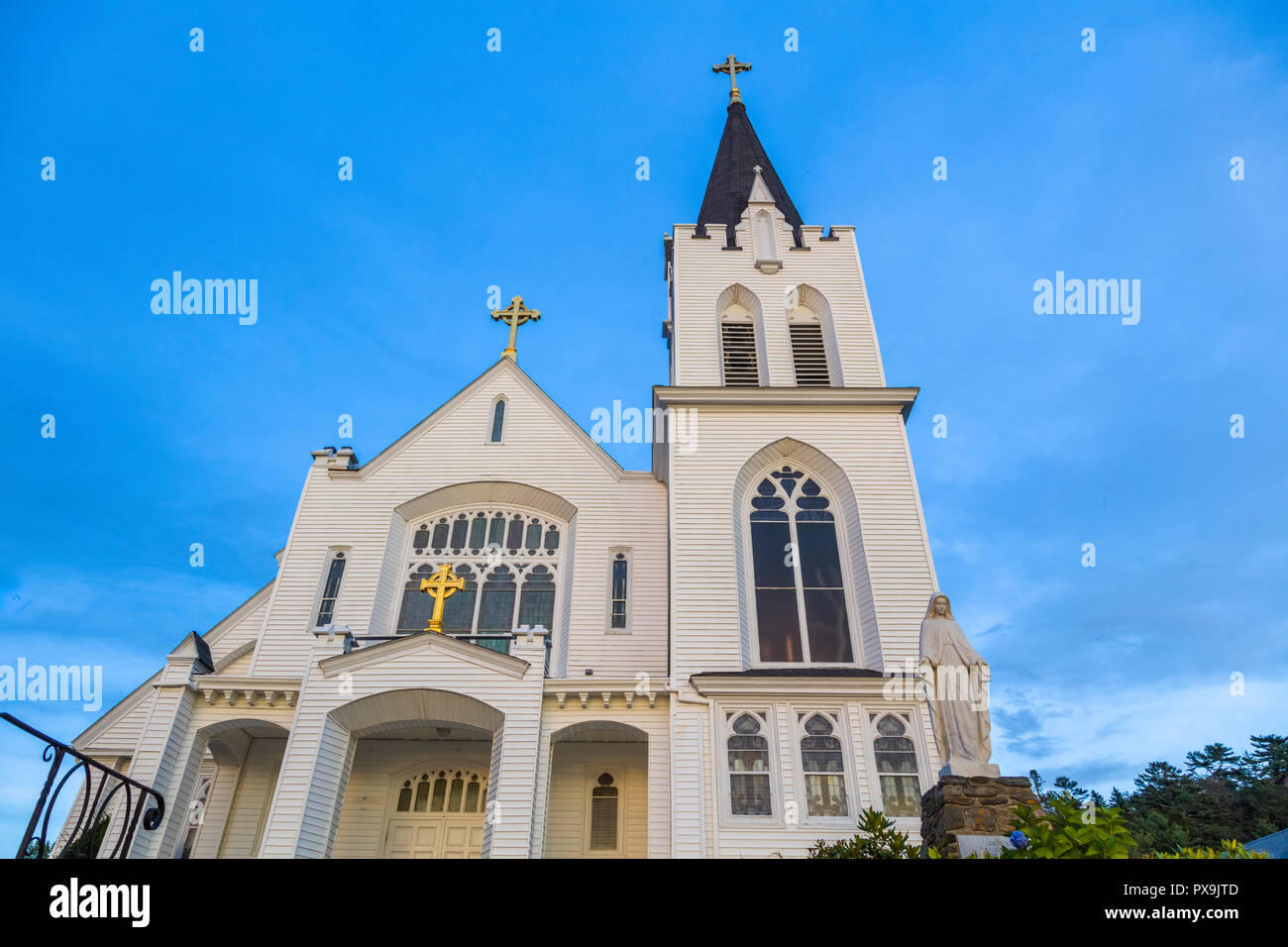 Unsere Königin des Friedens an der Katholischen Kirche in Boothbay Harbor Maine Stockfoto