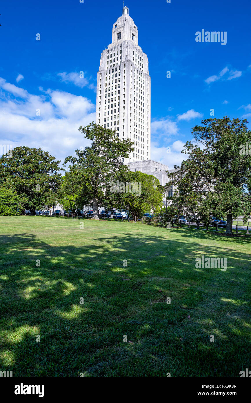 Das Capitol Gebäude und die Anlage von Louisana in Baton Rouge. Das höchste Capitol Gebäude in den USA. Stockfoto