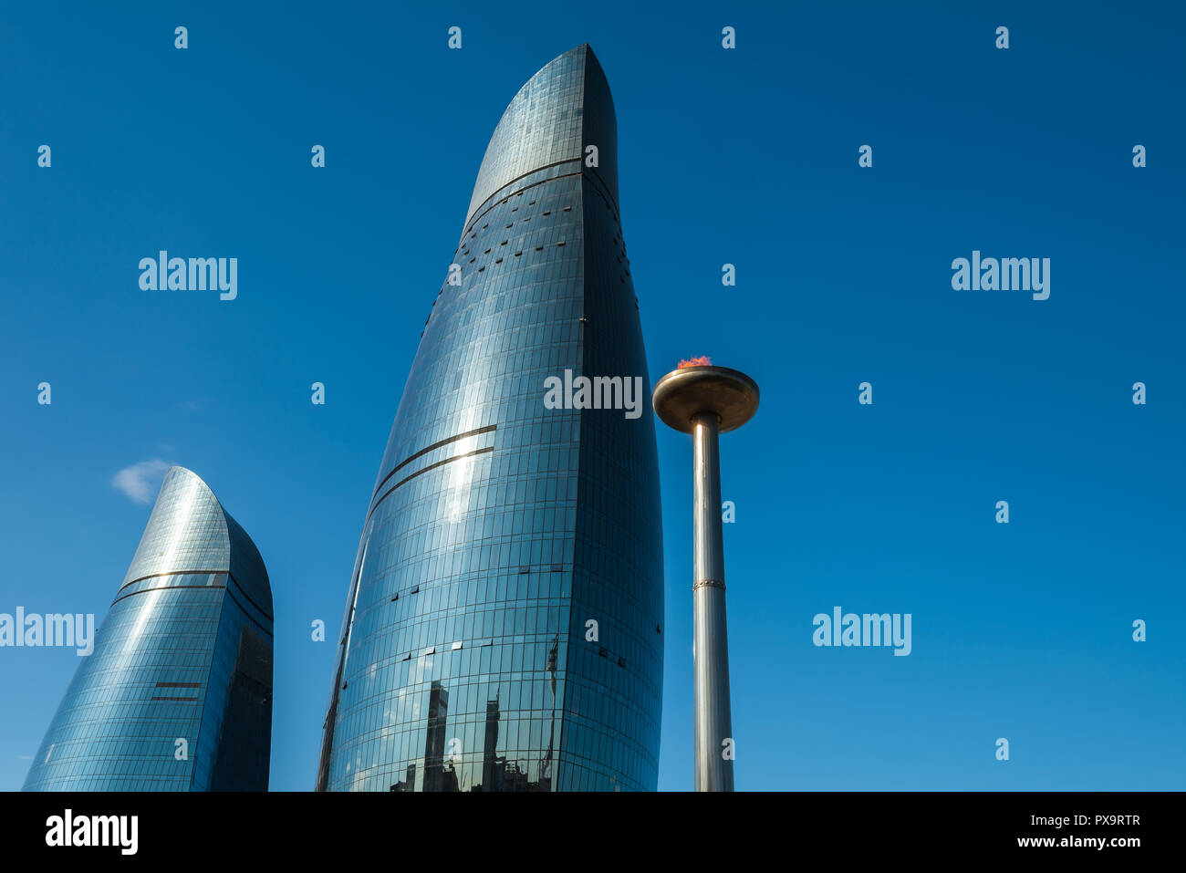 Aserbaidschan, Baku, 15. Mai 2018. Flamme Towers ist ein Symbol des neuen Baku Stockfoto