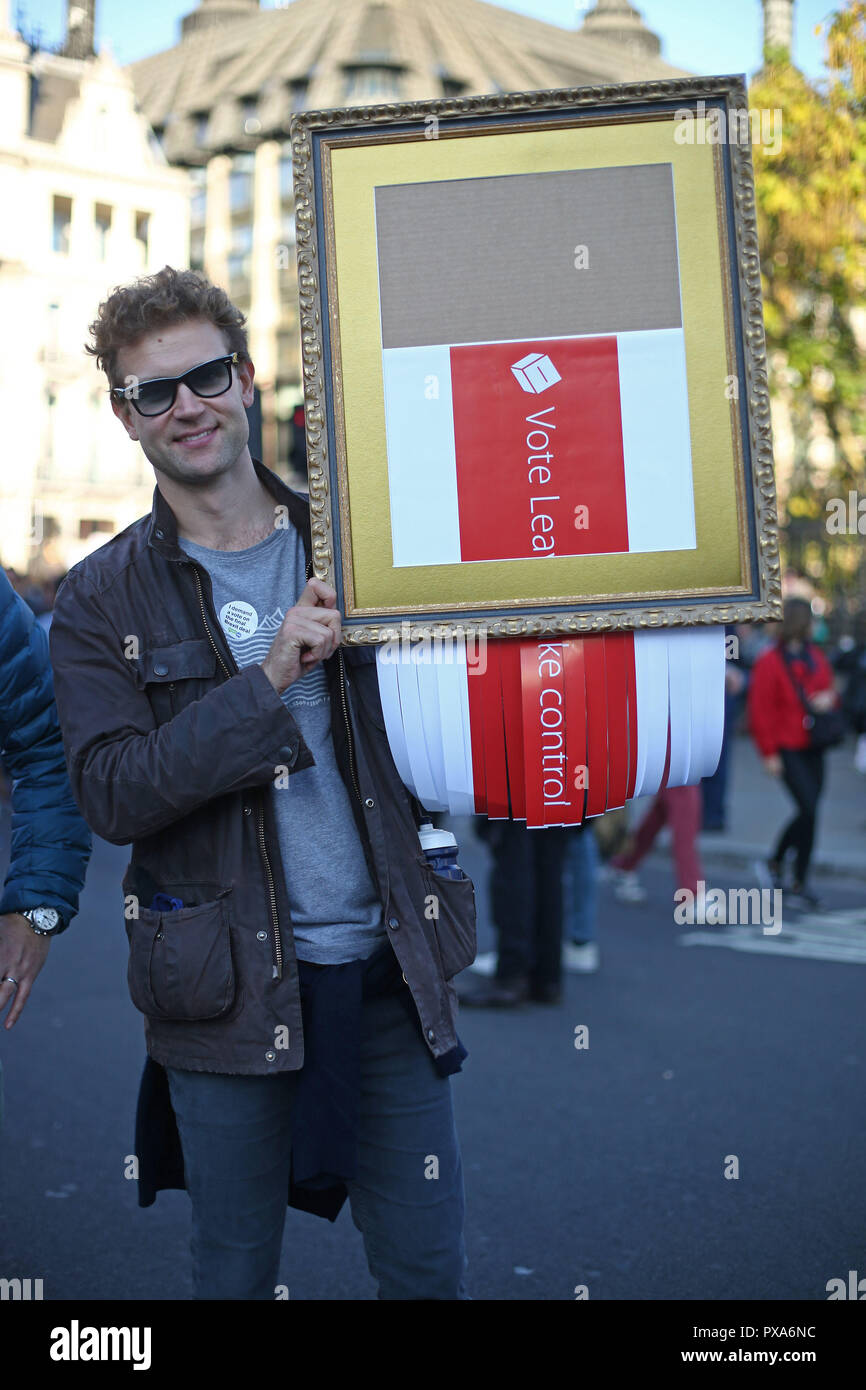 Anti-Brexit Mitkämpfer nehmen an der Abstimmung März für die Zukunft in London, eine im März und Kundgebung zur Unterstützung einer zweiten EU-Referendum. Stockfoto