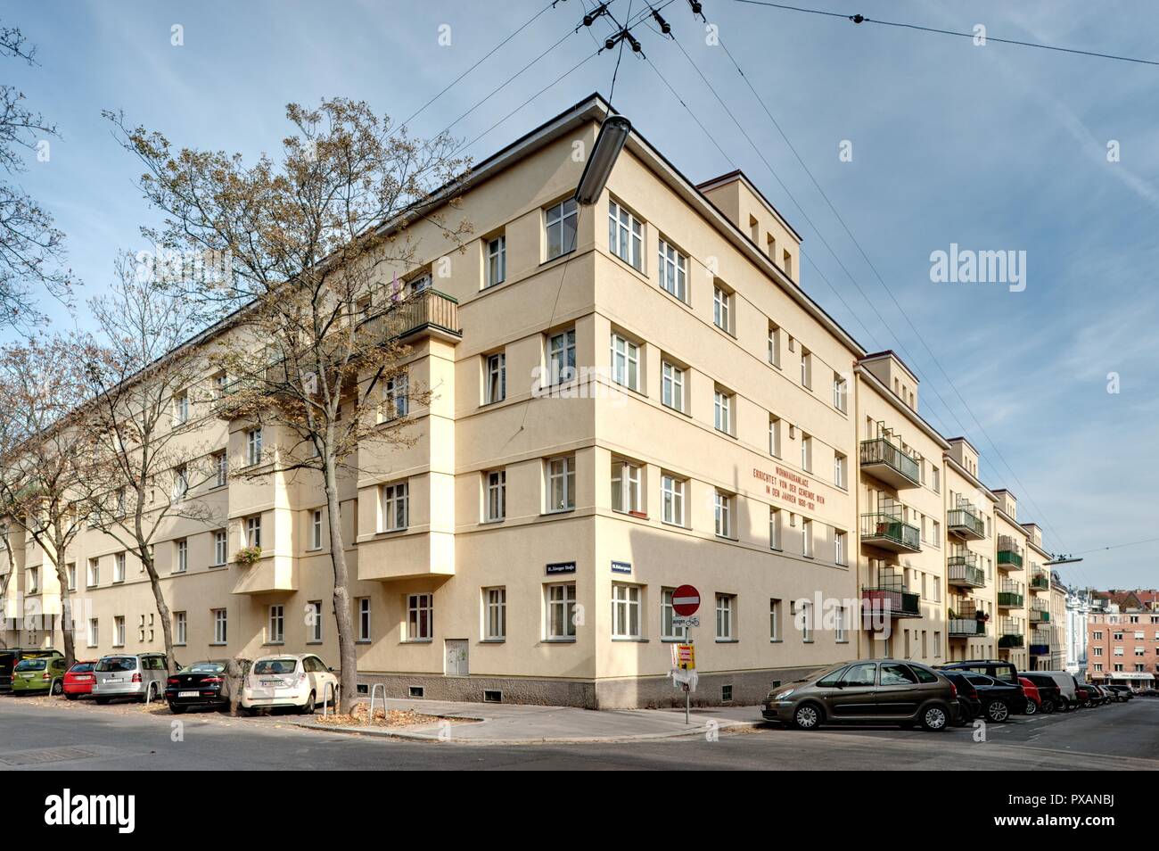 Wien, Gemeindebau des "Roten Wien" - Wien, Rat Tenement Blocks, 'roten Wien', gersthofer Straße 75-77, Wilhelm und Karl Schön. Stockfoto