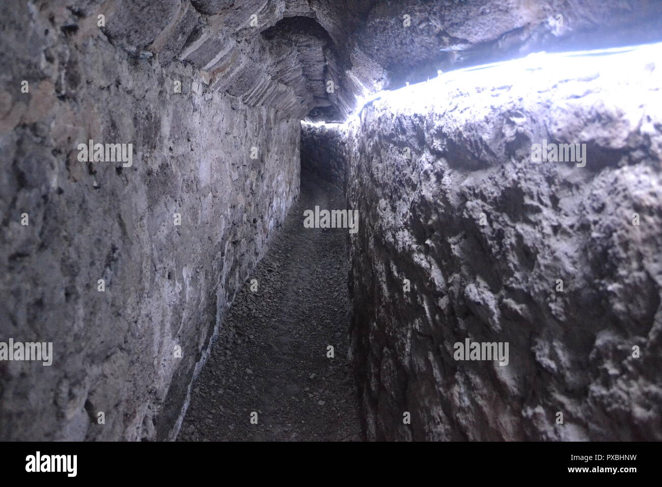Von Exeter unterirdische Gänge, Devon, Großbritannien. Für den Transport von sauberen Wasser zu den wichtigsten Orten in der Stadt, der durch Leitung Leitungen. Stockfoto