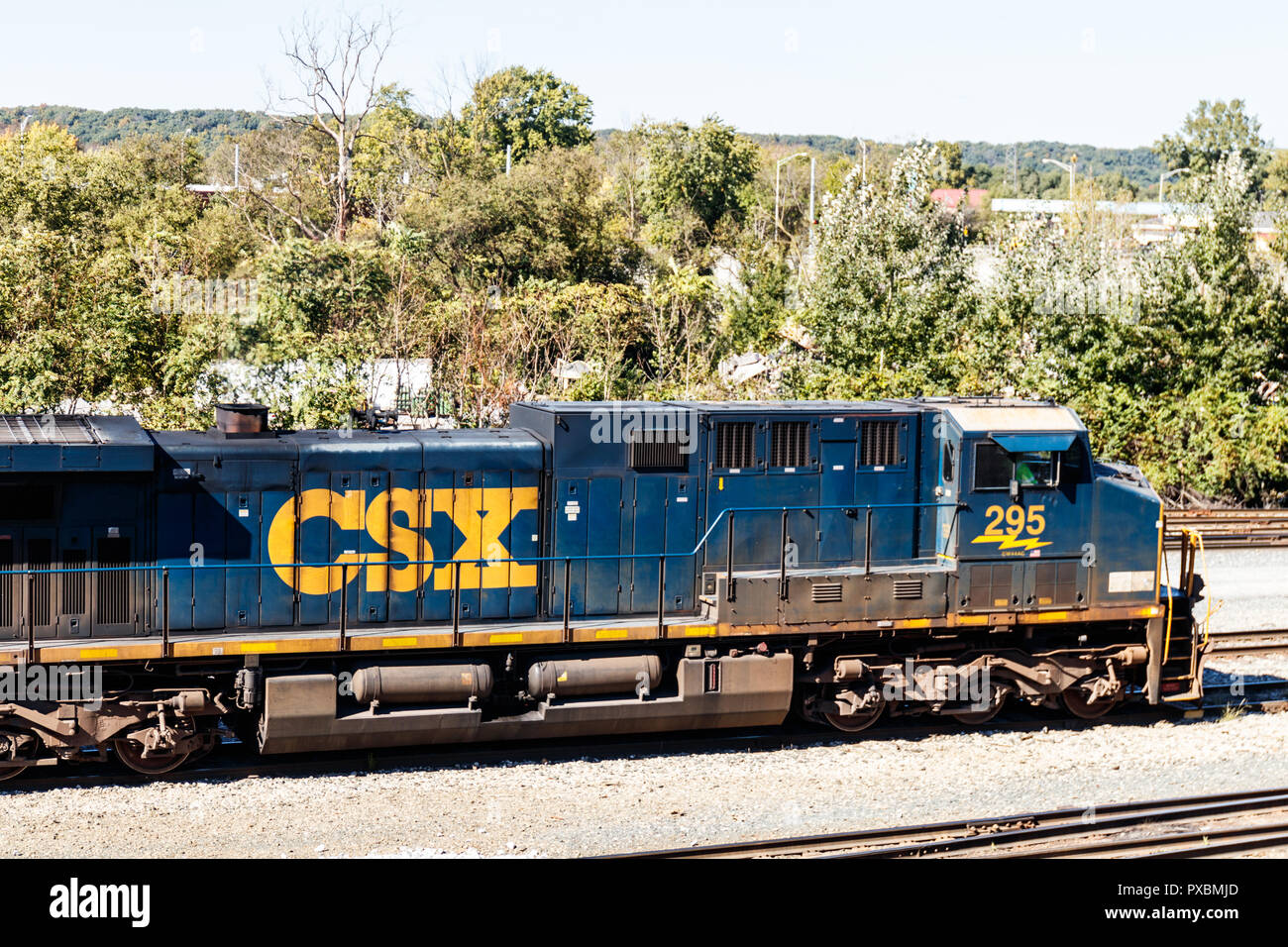 Lafayette - ca. Oktober 2018: CSX Lok Zug. CSX betreibt eine Klasse I Eisenbahn in den USA V Stockfoto