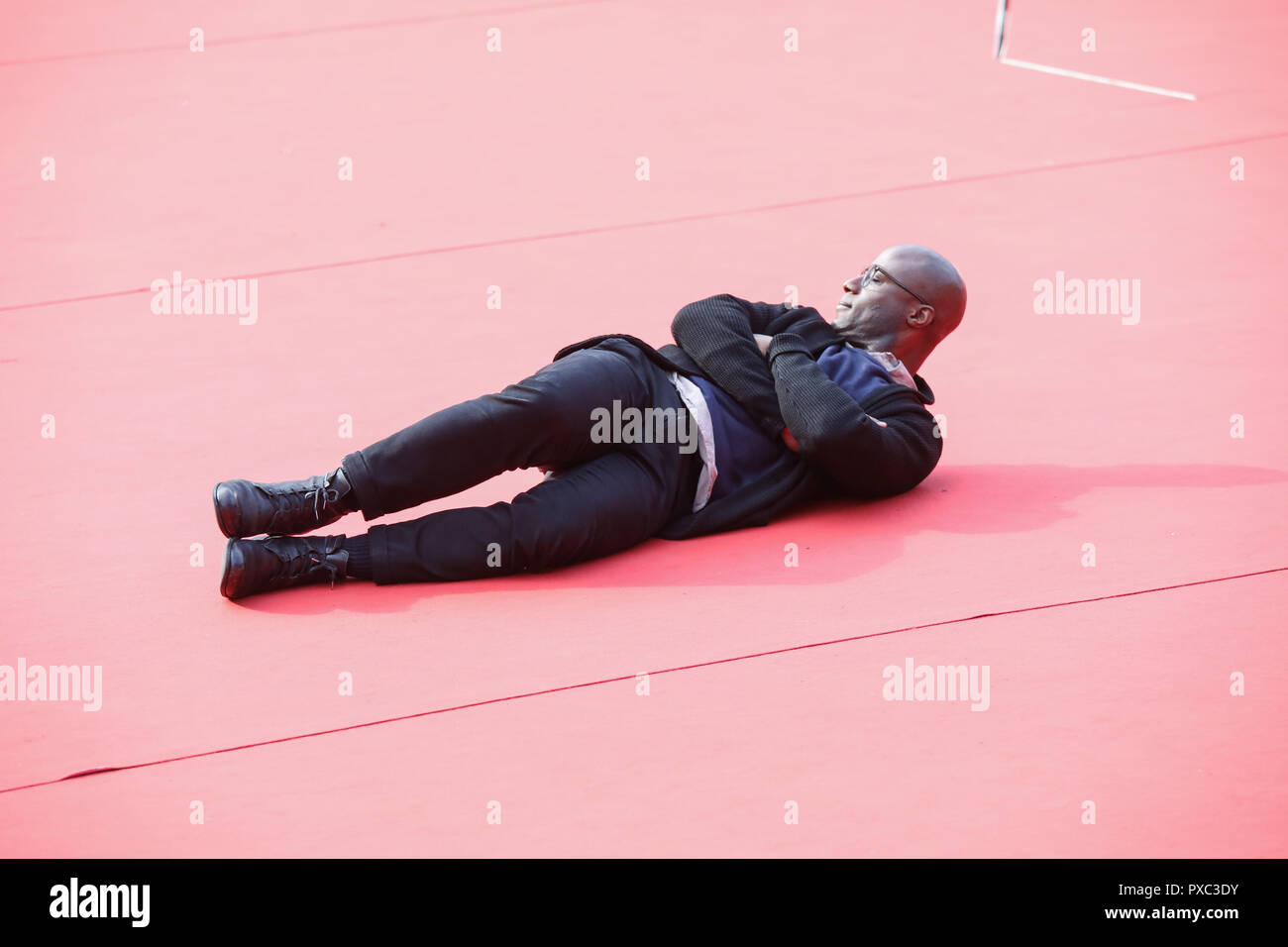 Der amerikanische Regisseur Barry Jenkins gesehen der Film zu präsentieren, wenn Beale gesäumte Strasse Reden während des 13 Rom Film Fest im Auditorium Parco della Musica. Stockfoto