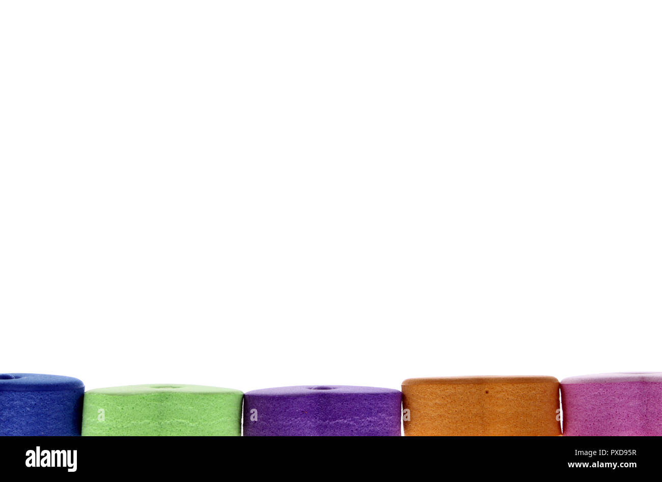 Stücke aus Eva Gummi in verschiedenen Formen und in den hellen Farben Blocklagerung Stockfoto