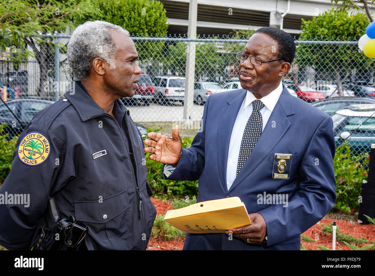 Miami Florida, Overtown, Black Police Precinct & Courthouse Museum, feierliche Eröffnung, Zeremonie, Gemeindegeschichte, Ehre, Erbe, Segregation, rassische Diskriminierung Stockfoto