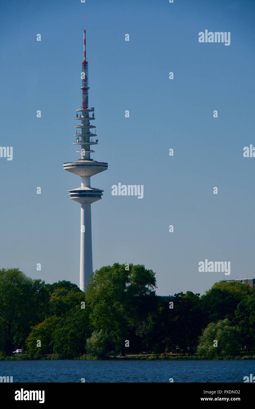 Fernsehturm von Hamburg, Blick von der Alster Stockfoto
