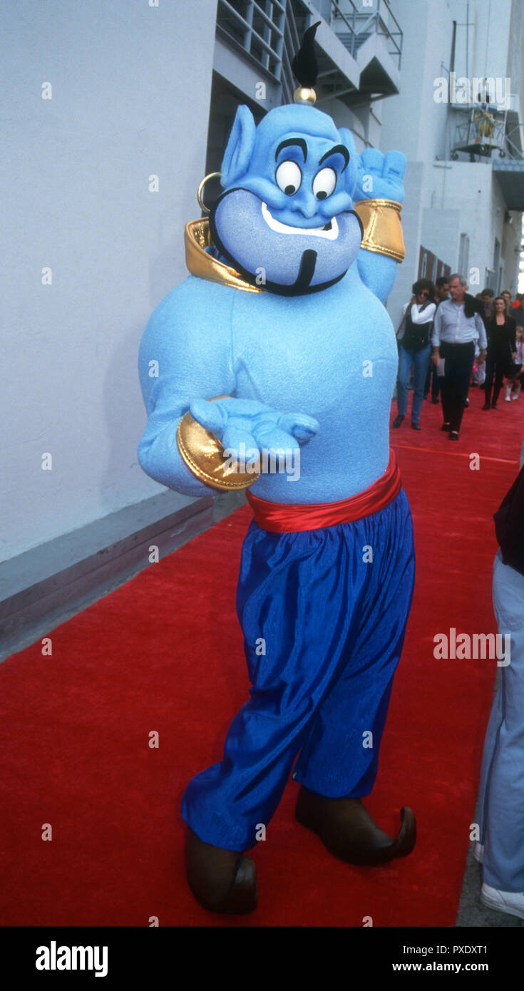 HOLLYWOOD, CA - 8. NOVEMBER: Eine allgemeine Ansicht der Atmosphäre im Disney's 'Aladdin' Premiere am 8. November 1992 im El Capitan Theatre in Hollywood, Kalifornien. Foto von Barry King/Alamy Stock Foto Stockfoto