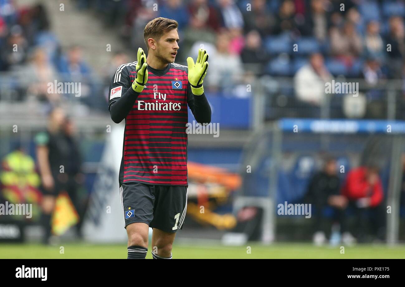 Deutschland. 21 Okt, 2018. firo: 21.10.2018 Fußball, 2. Bundesliga, Saison  2018/2019 HSV Hamburg Hamburg Hamburger Sportverein - VFL Bochum (0:0)  Hamburg Hamburg, Single Action, Julian Pollersbeck, Geste, klatscht |  Verwendung der weltweiten Kredit ...