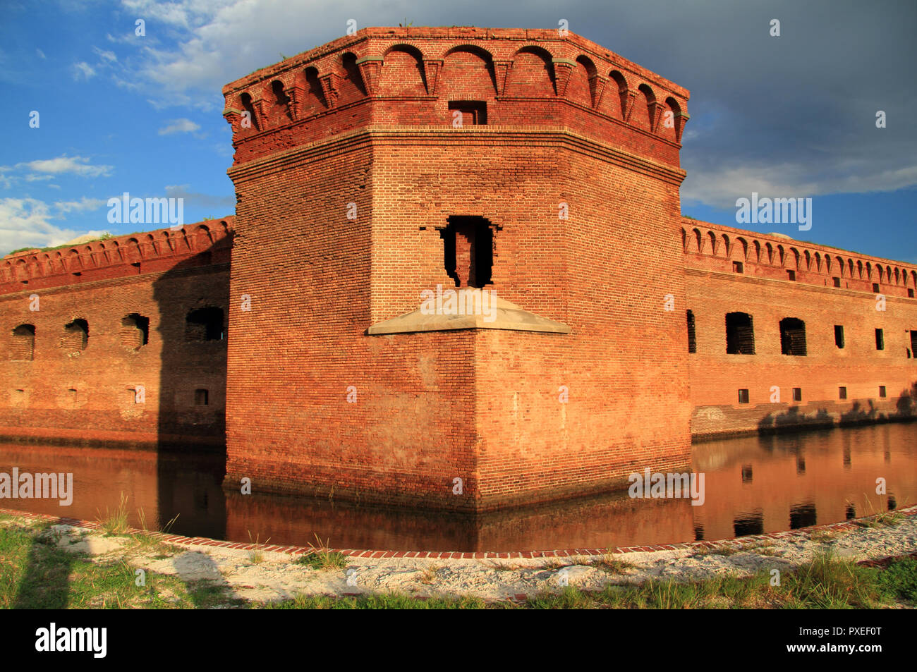 Auf Garten Schlüssel in Dry Tortugas National Park, Fort Jefferson liegt vielleicht am stärksten isolierten und aufwendig aller Bürgerkriegära Forts bauten Stockfoto