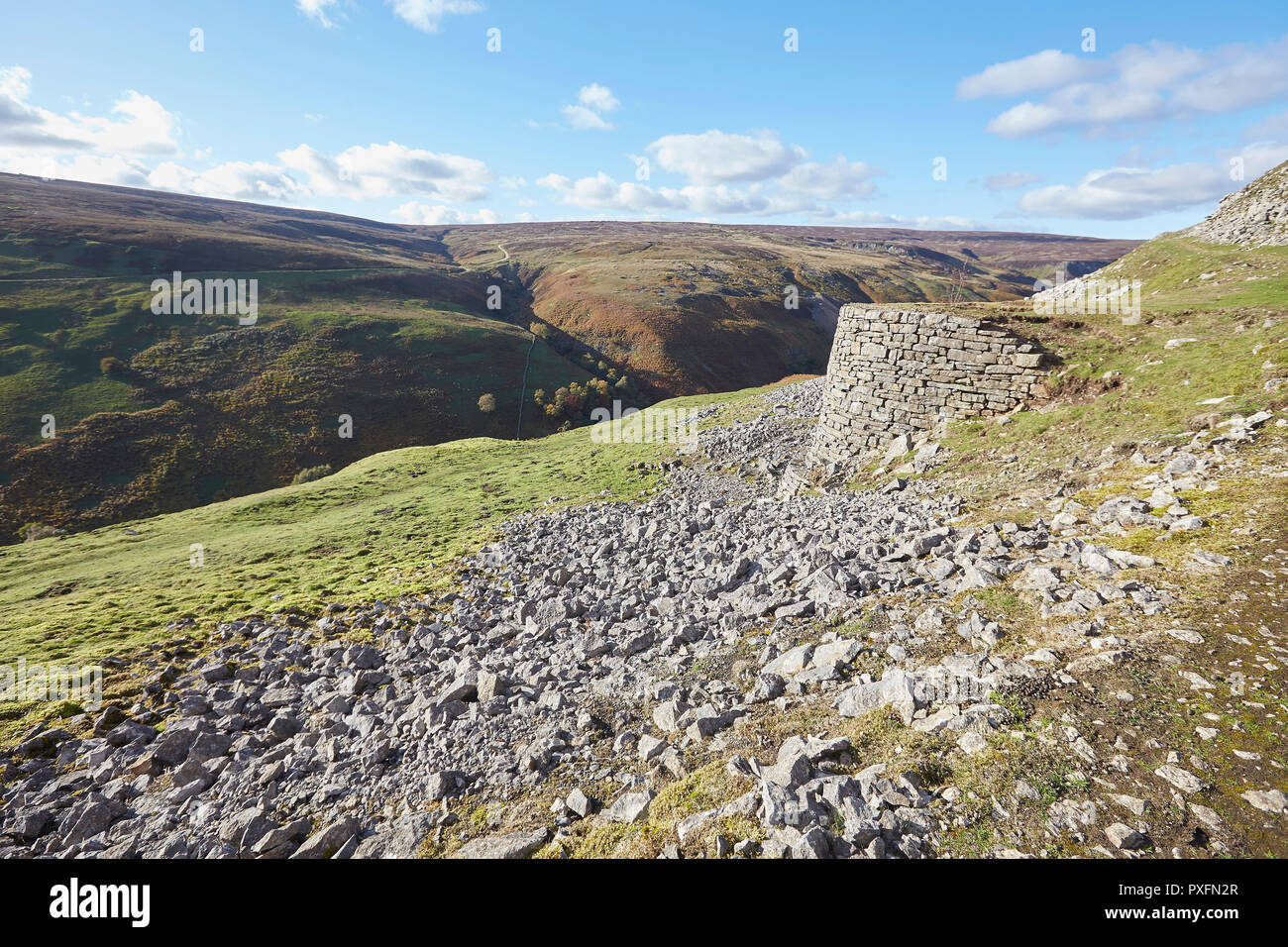 Kalkofen in Gunnerside Ghyll Gill, Swaledale, Yorkshire Dales National Park, England, UK. Stockfoto