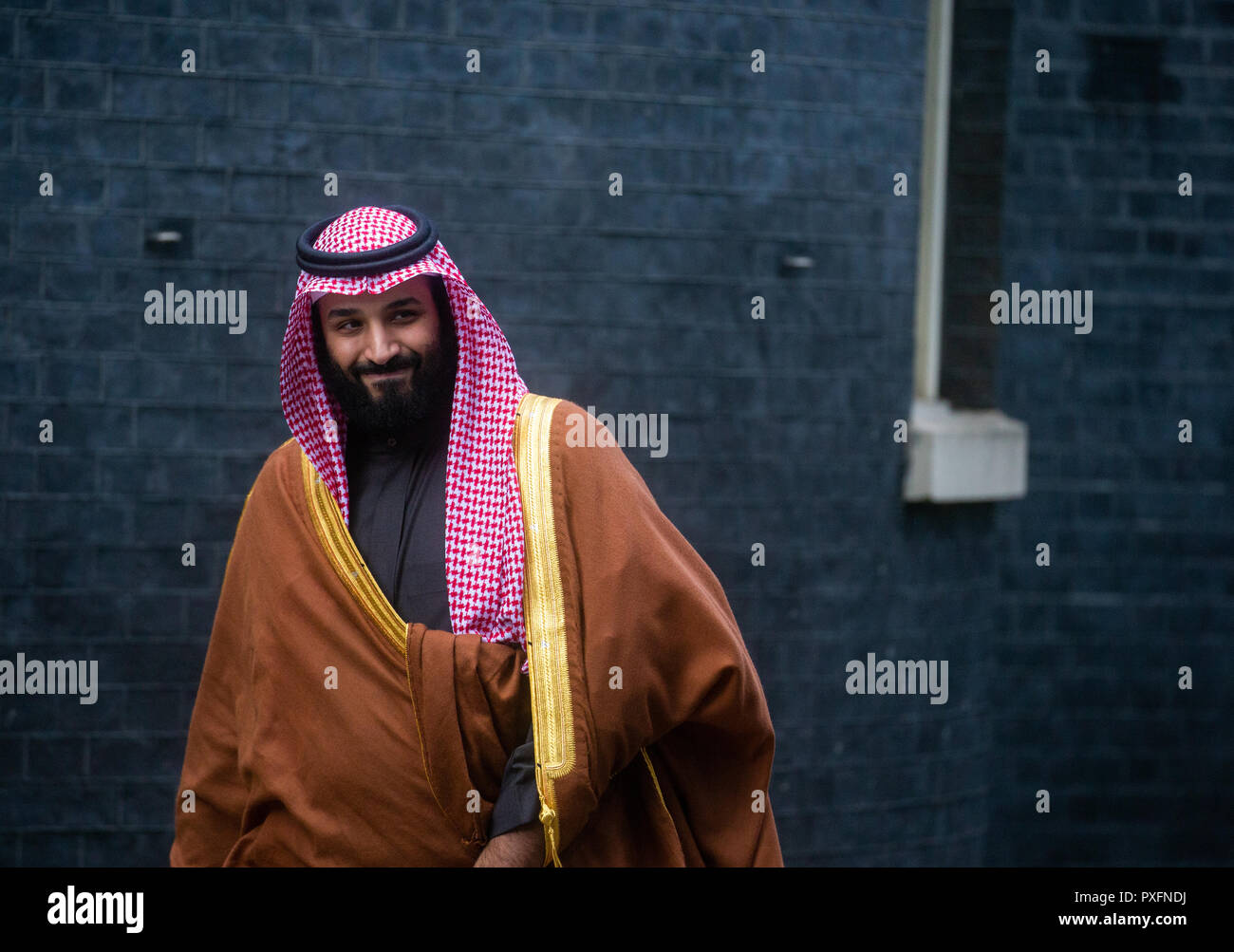 Crown Prince Mohammad Bin Salman, der Kronprinz von Saudi-arabien und Sohn von König Salman, besuche Theresa May in der Downing Street. Stockfoto