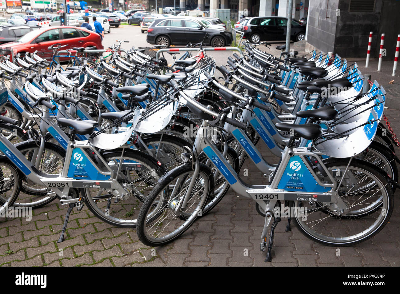 Ein fahrrad ausleihen -Fotos und -Bildmaterial in hoher Auflösung – Alamy