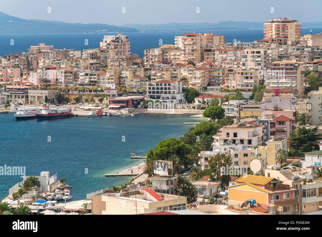Stadtansicht Saranda, Albanien, Europa | Stadt Saranda, Albanien, Europa Stockfoto