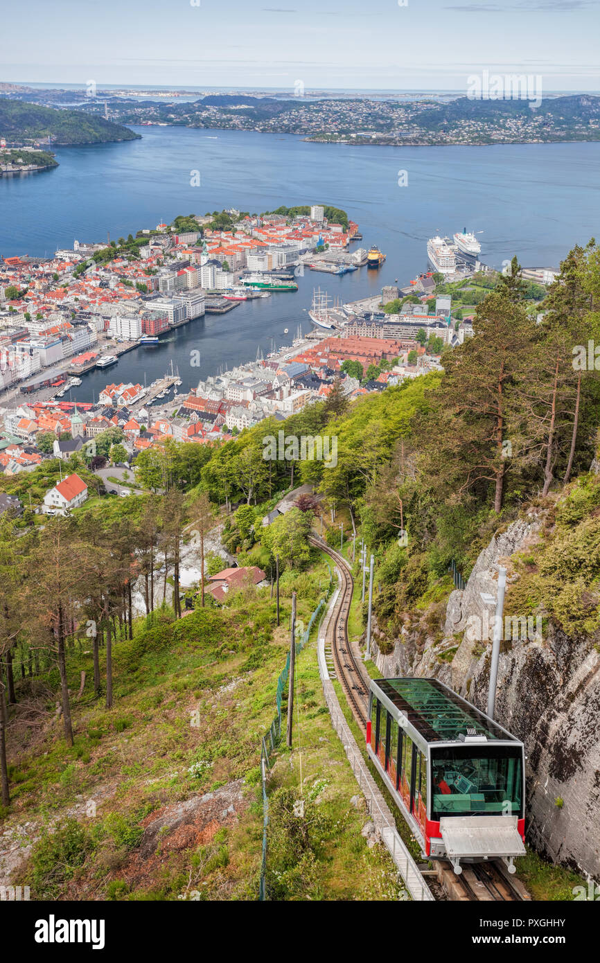 Blick auf Bergen City mit Aufzug in Norwegen Stockfoto