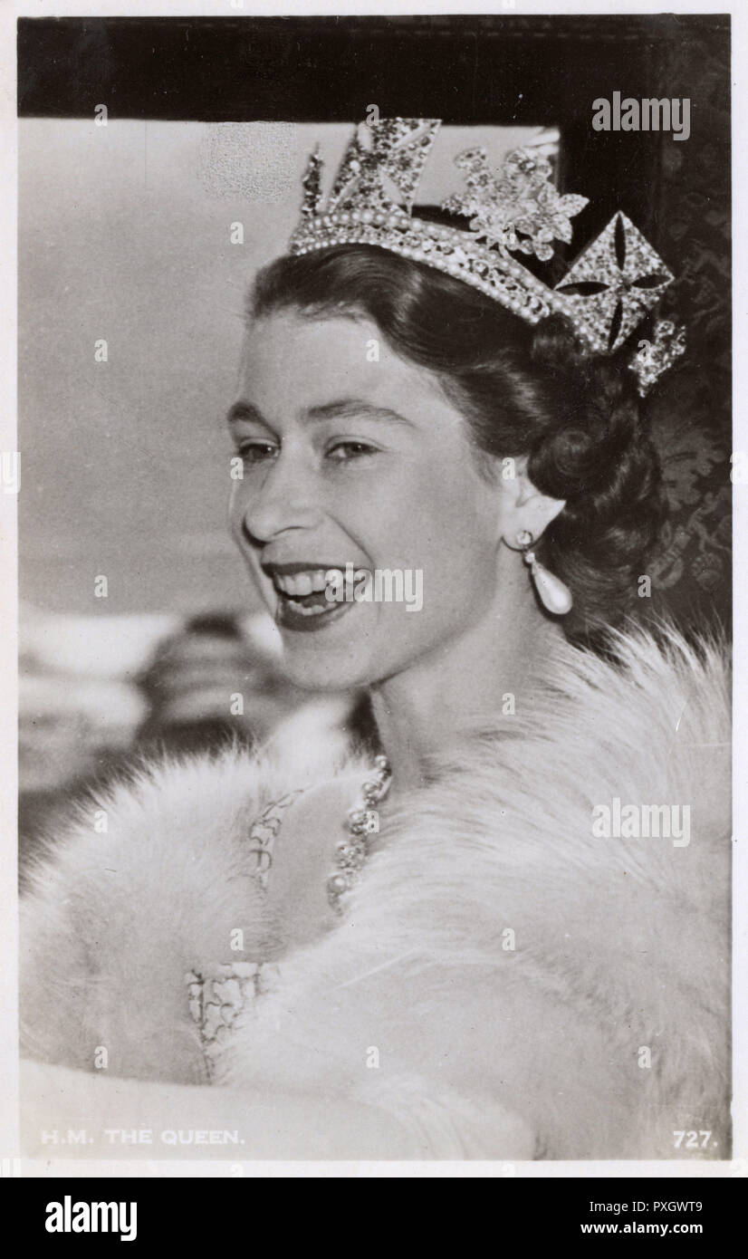 HRH Queen Elizabeth II (1926-). Sie trägt das George IV Zustand oder Diamant Diadem Diadem. Datum: ca. 1954 Stockfoto