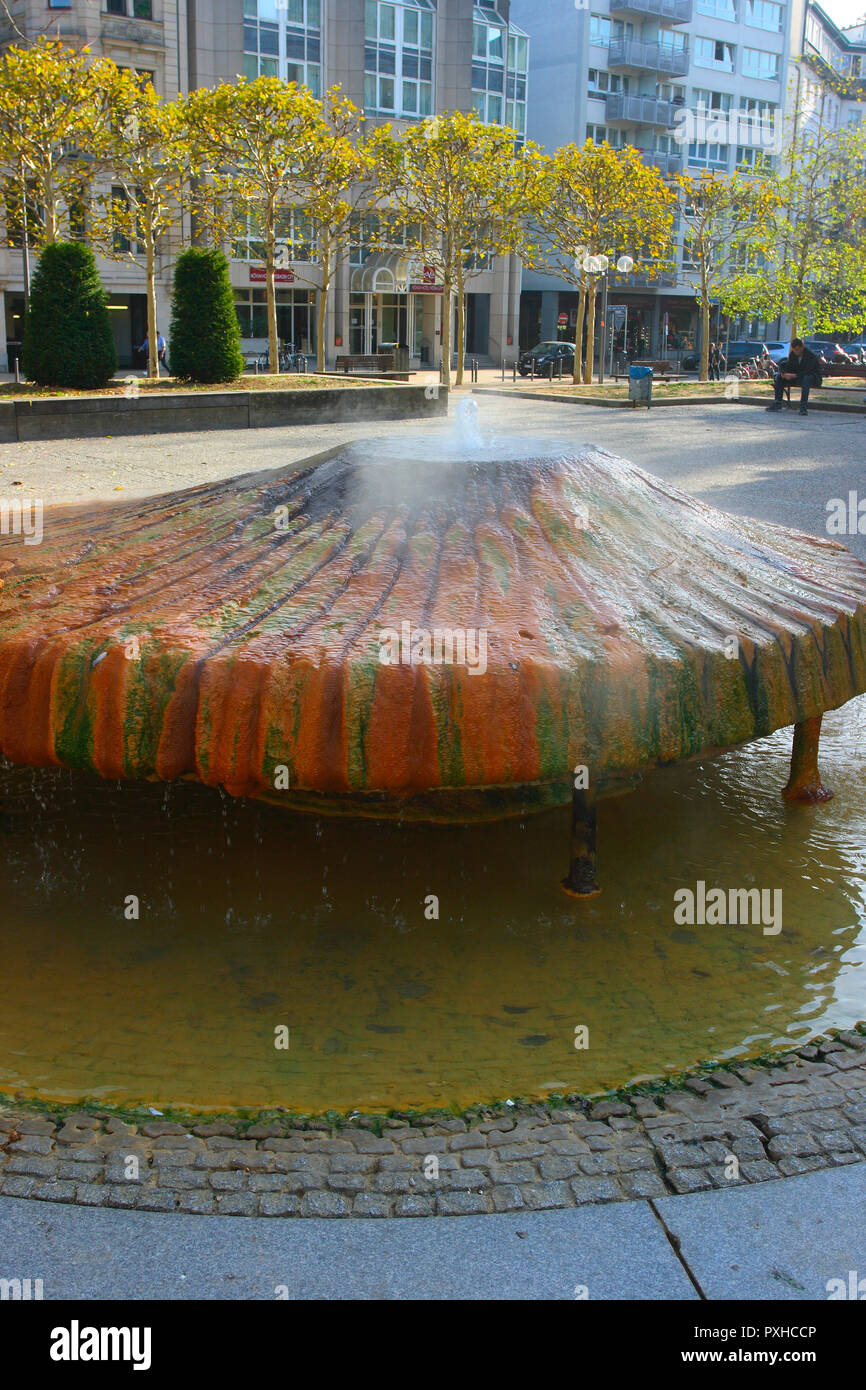 Kochbrunnen hot springs Brunnen. Wiesbaden. Hessen. Deutschland Stockfoto