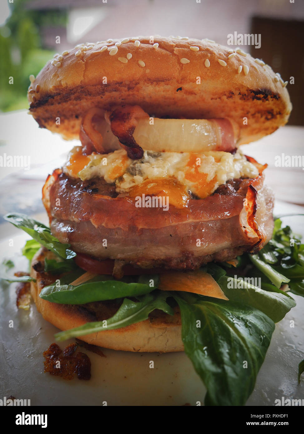 Frische leckere und hausgemachte Burger Stockfoto