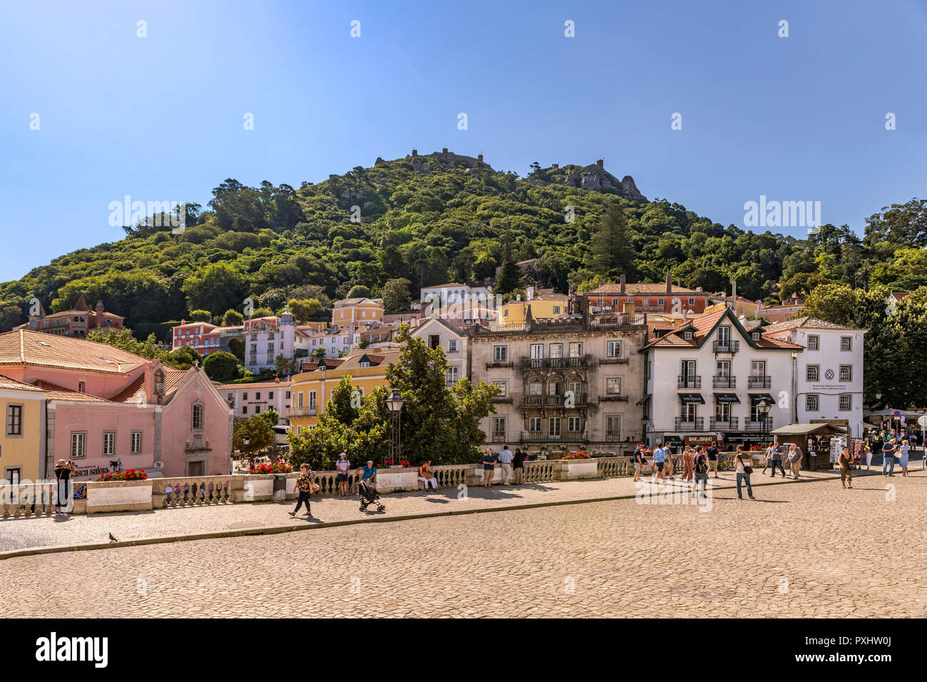 Blick auf Sintra vom Königlichen Palast, Sintra, Portugal Stockfoto