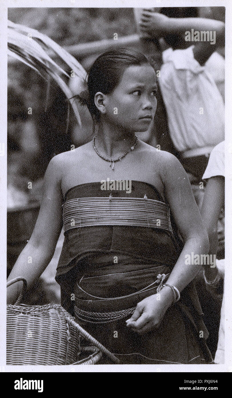 Ein Mädchen aus dem Dusan-Volk, Sabah State, Nord-Borneo Stockfoto