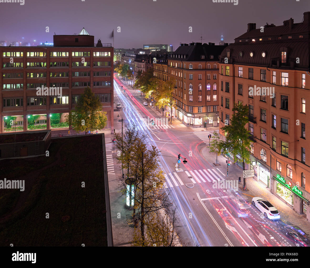 Dunstige nacht Kungsholmen, Stockholm, aus einem Fenster Stockfoto