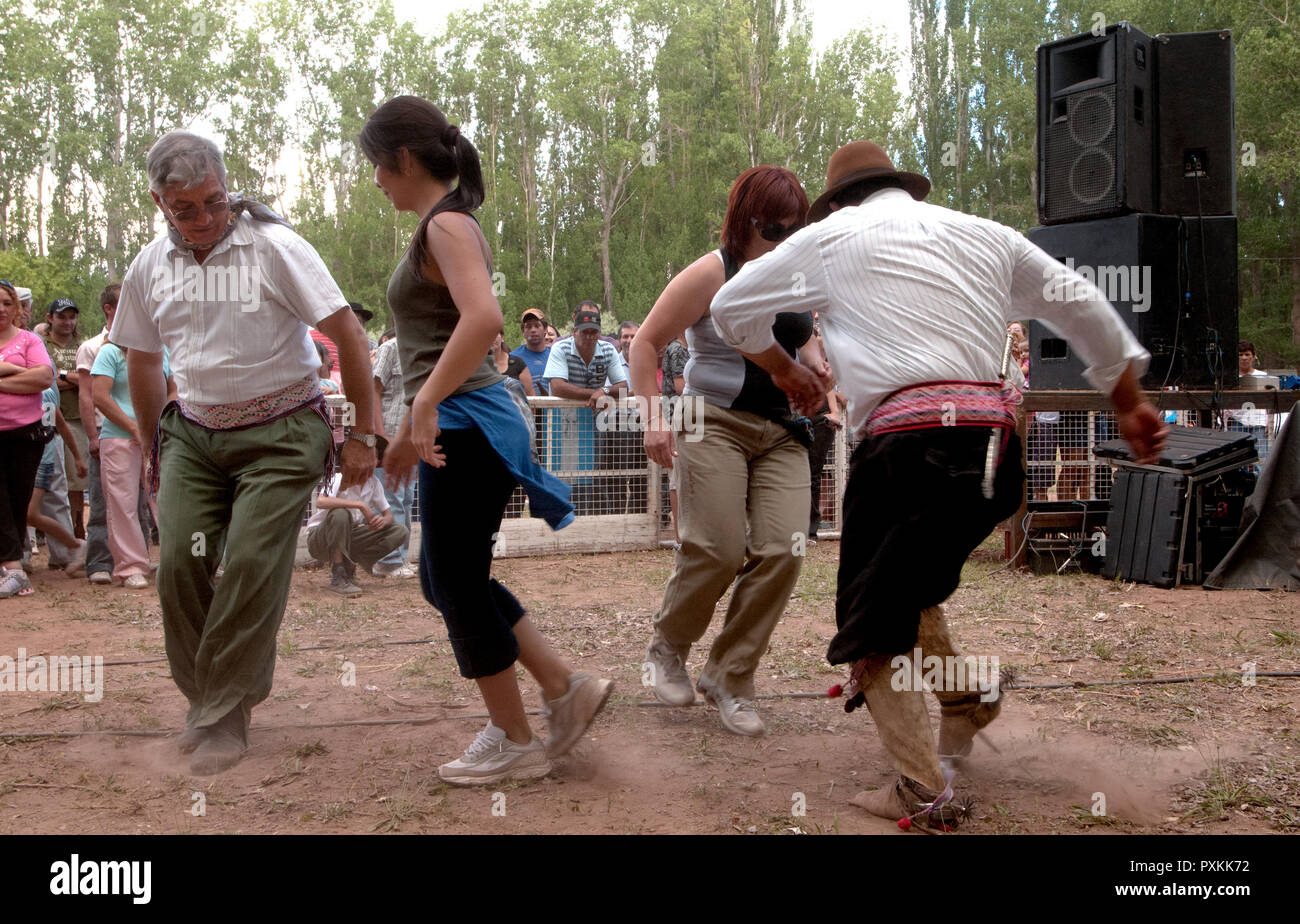 Balada Mate während einer jineteada (Rodeo) in Salvador Stockfoto