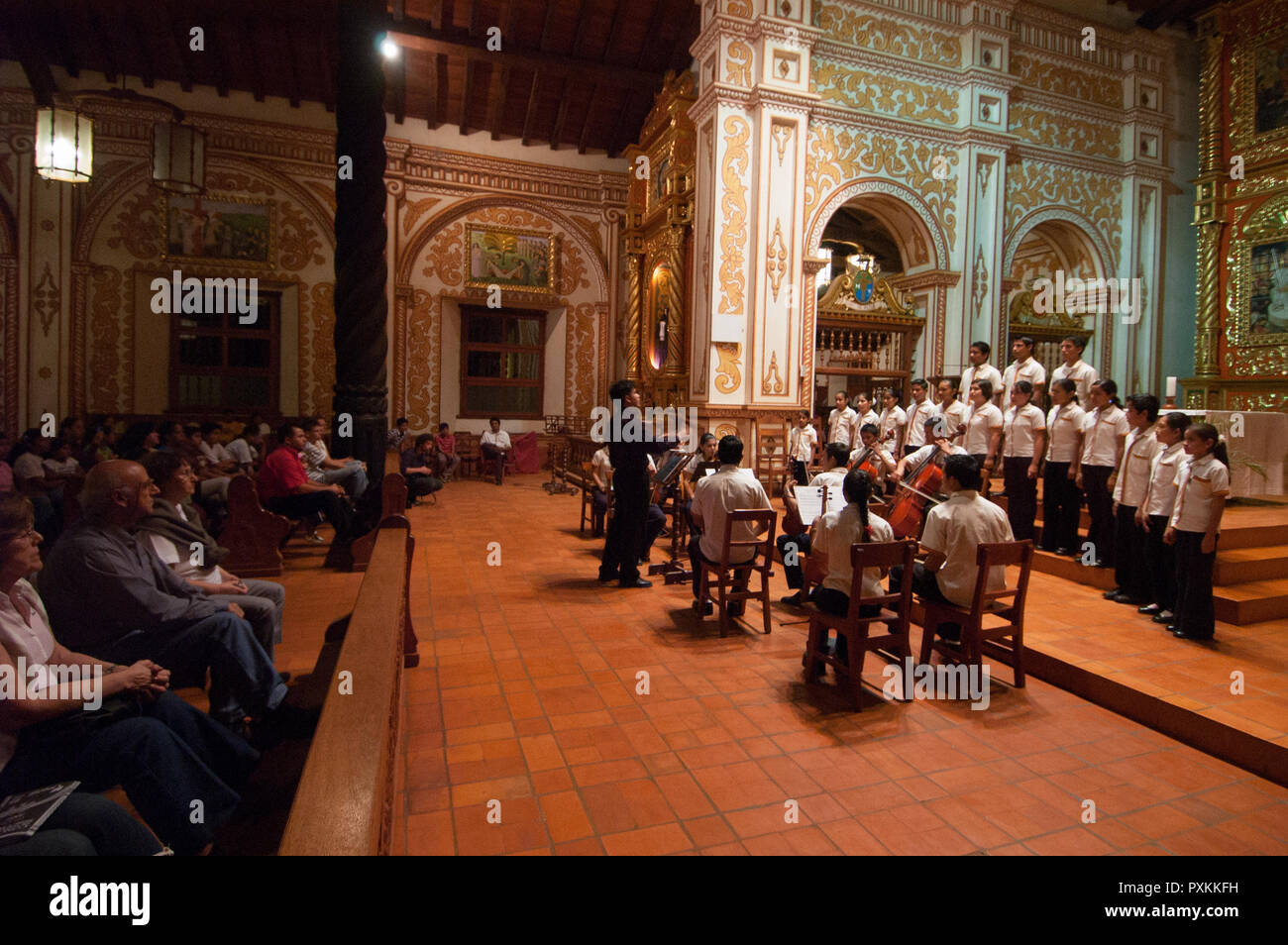 Barock Konzert in der Kirche von Concepcion Stockfoto