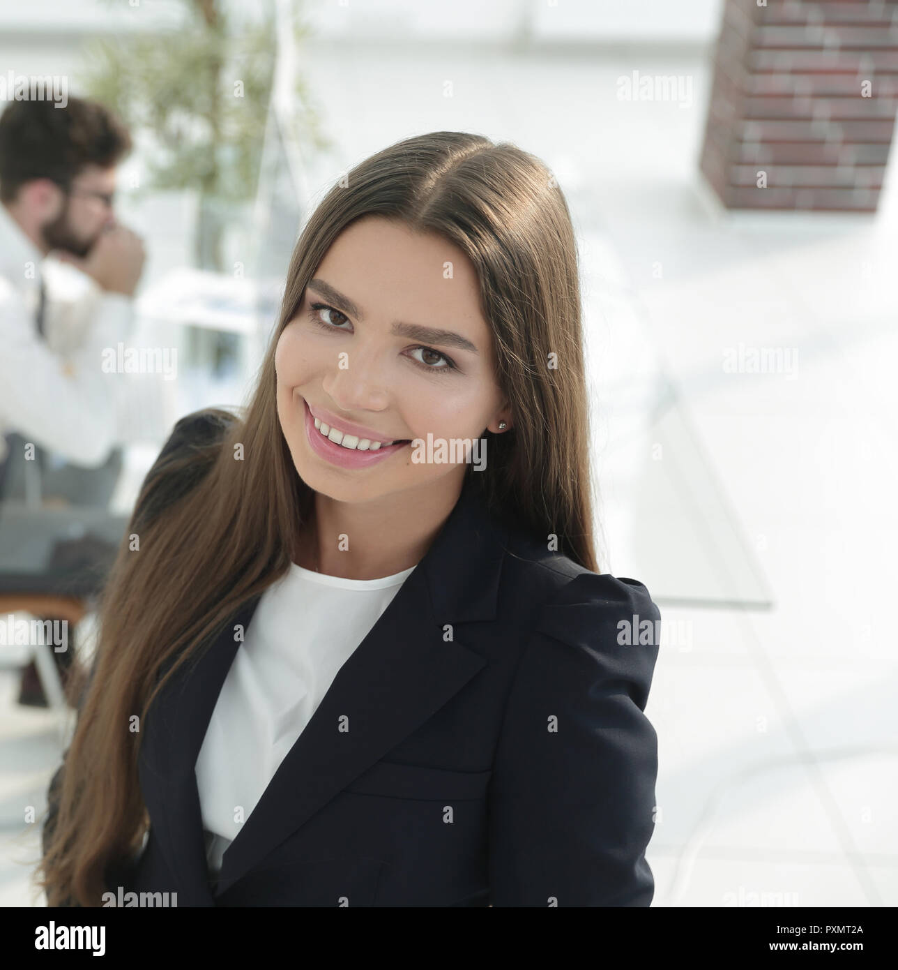 Weibliche Manager am Arbeitsplatz Stockfoto