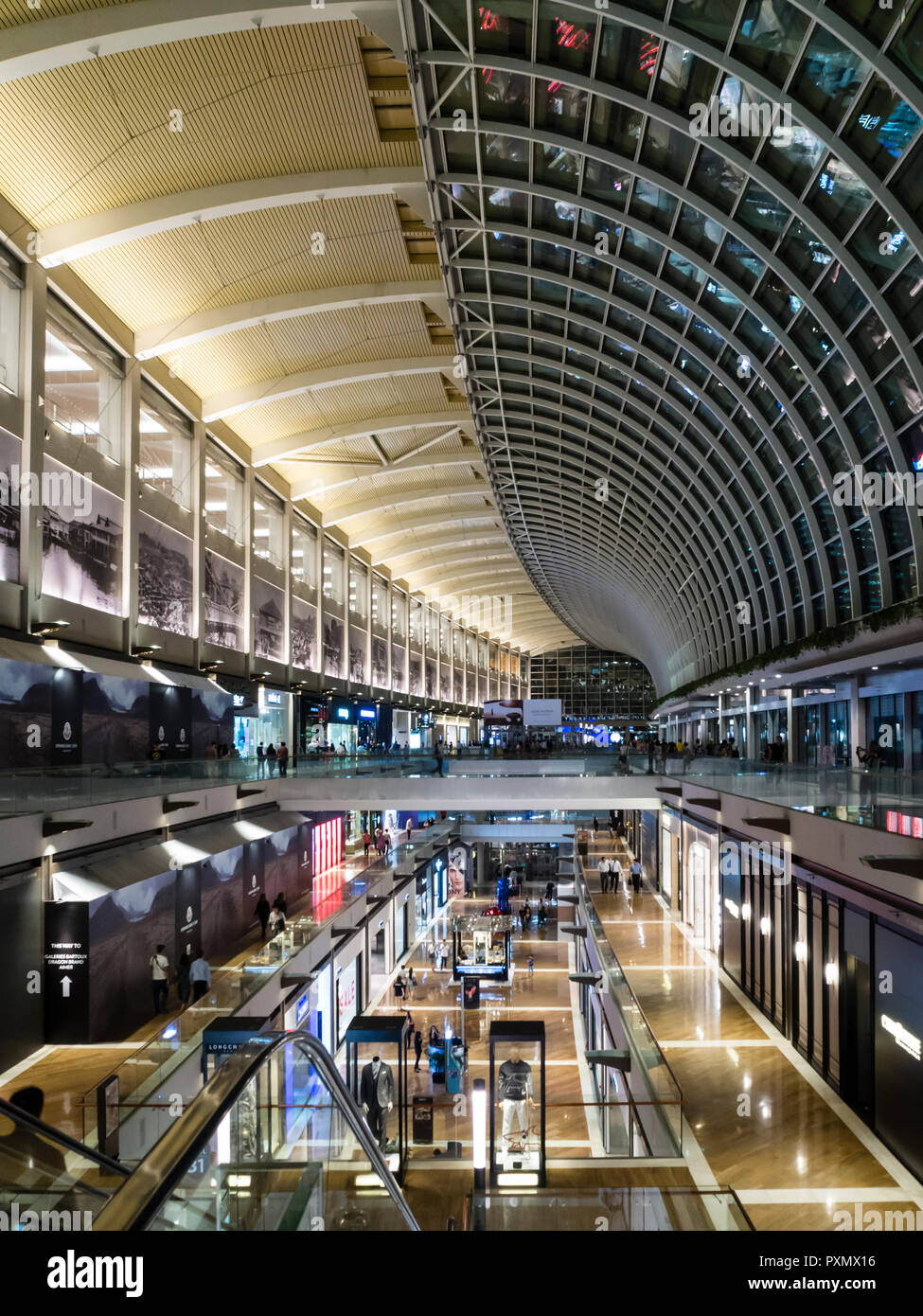 In Singapur Marina Bay Shopping Center. Stockfoto