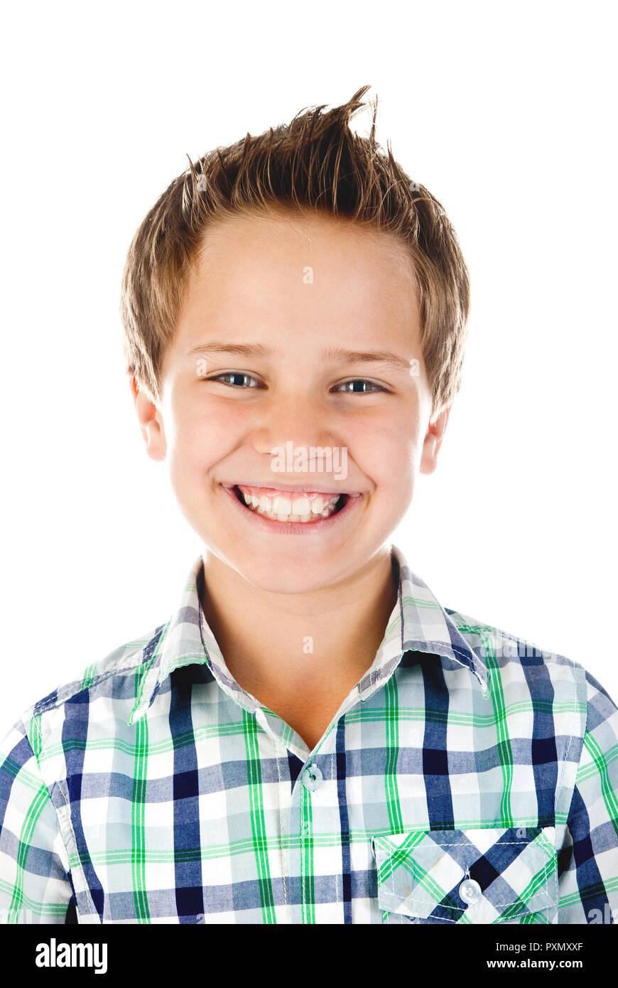 Kleiner Junge auf einem weißen Hintergrund isoliert Stockfoto