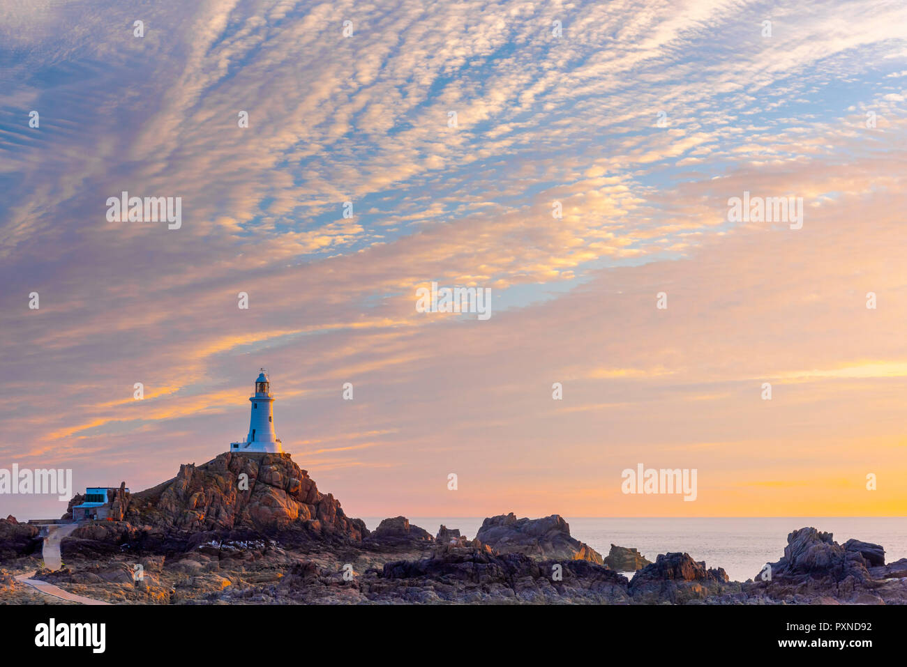 Vereinigtes Königreich, Kanalinseln, Jersey, Corbiere Leuchtturm Stockfoto