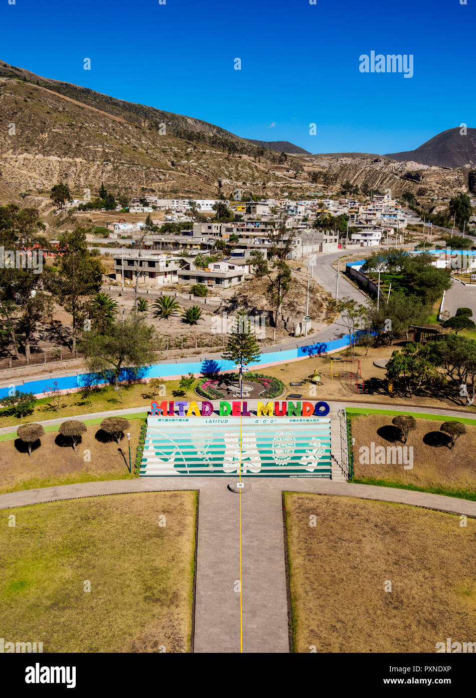 Äquator Linie vom Monument zum Äquator, Ciudad Mitad del Mundo, die Mitte der Welt Stadt, Provinz Pichincha, Ecuador gesehen Stockfoto