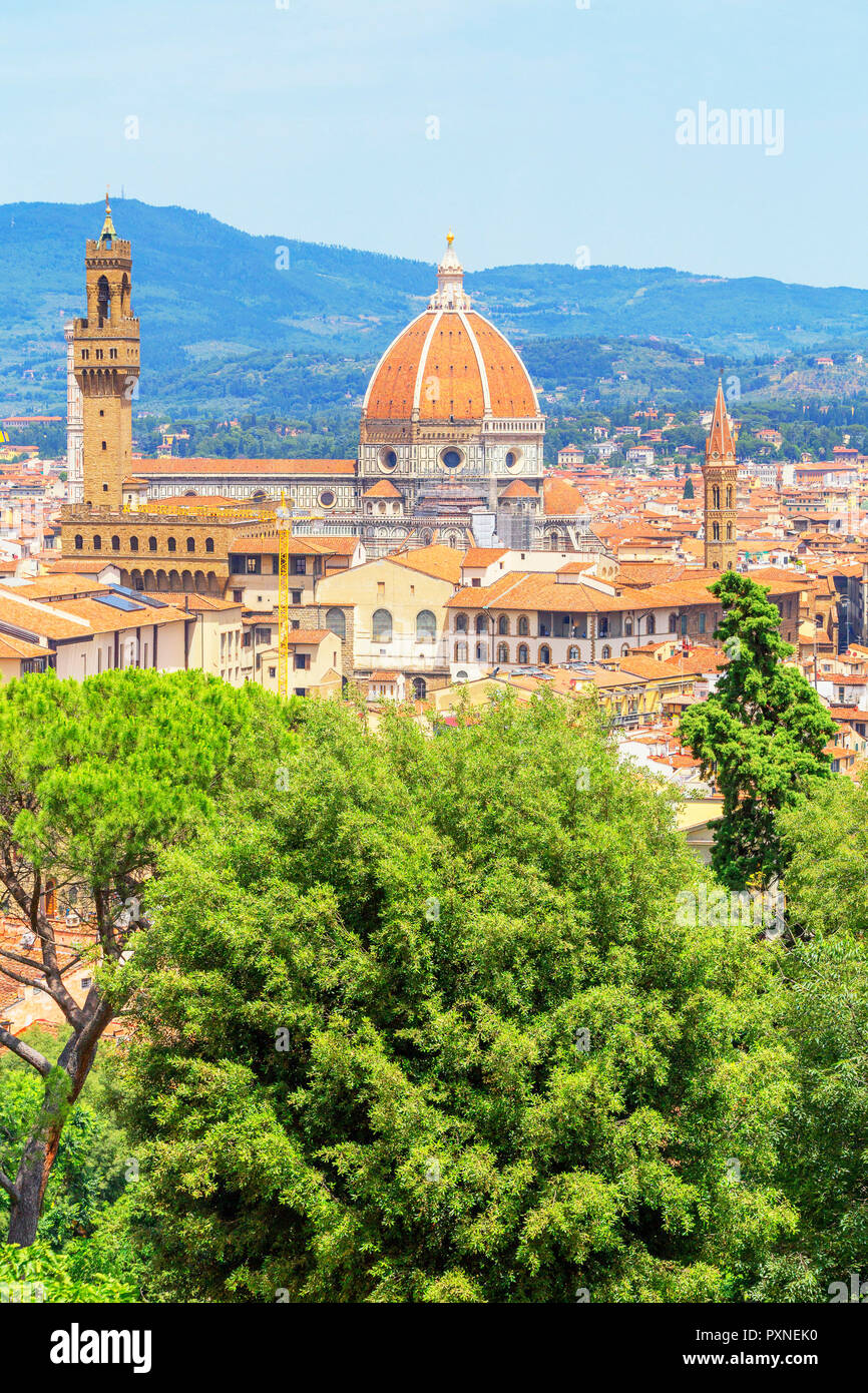 Die Vew der Kathedrale der Heiligen Maria der Blume und Palazzo Vecchio von Bardini Gärten, Florenz, Toskana, Italien, Europa Stockfoto