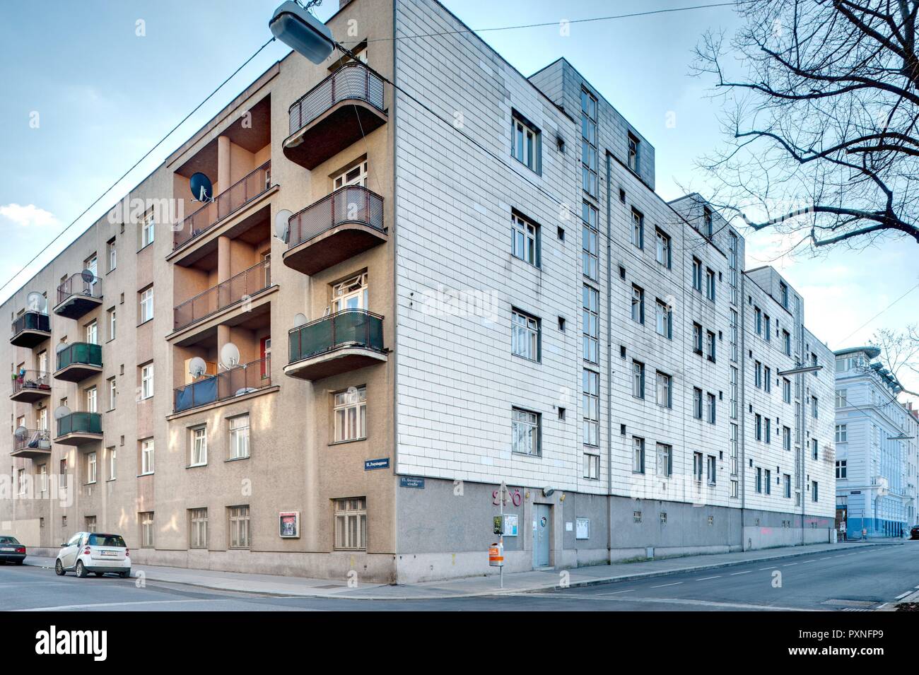 Wien, Gemeindebau des "Roten Wien" - Wien, Rat Tenement Blocks, 'roten Wien', Loeschenkohlgasse 30 - 32, Oskar Strnad 1932 Stockfoto