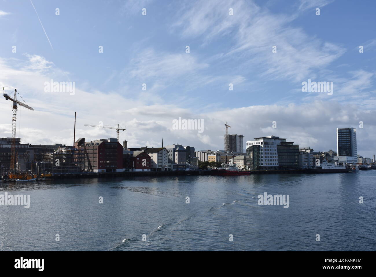 Norwegen, Nordland, Bodø, Fjord, Hafen, Hafeneinfahrt, Leuchtturm