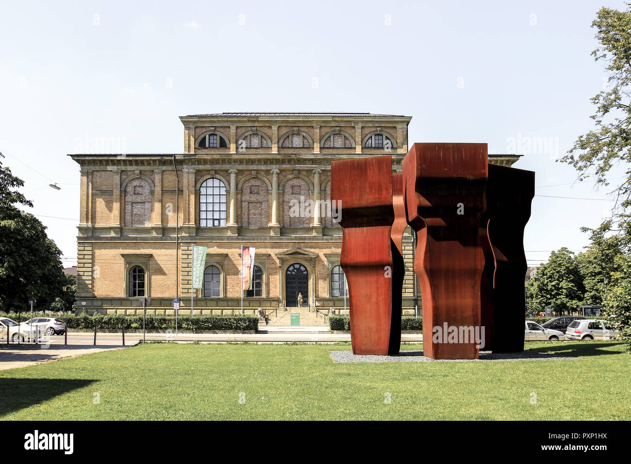 Deutschland, Oberbayern, Blick in die Alte Pinakothek, Skulptur, Buscando la Luz, Bayern, Kultur, Kunst, Gebäude, Bauwerk, das Museum, das Museumsgebäude, Stockfoto