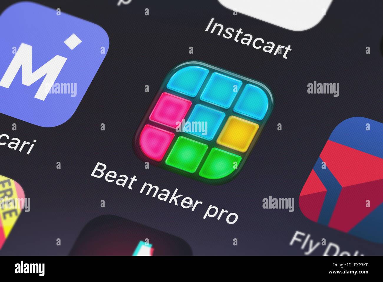 London, Großbritannien, 23. Oktober 2018: Symbol der mobile App Beat Maker Pro-Drum Pad von MWM auf einem iPhone. Stockfoto
