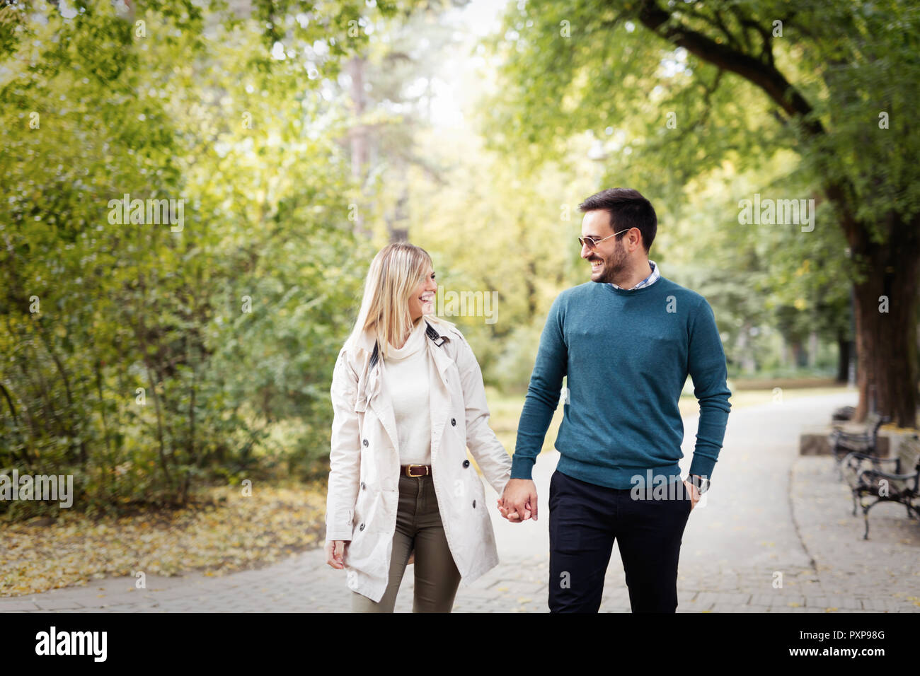 Glückliches Paar in der Liebe, Zeit miteinander zu verbringen Stockfoto