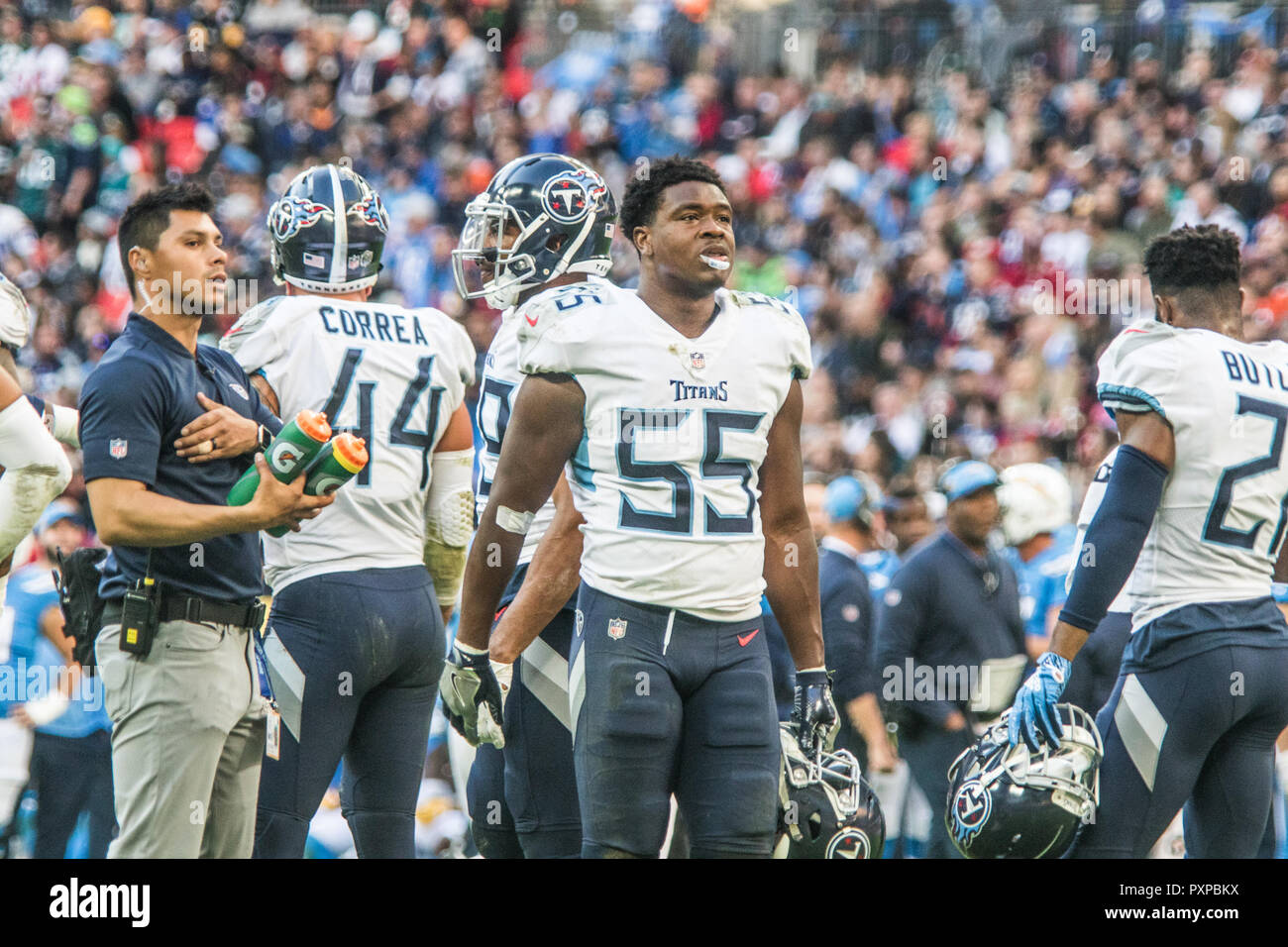 21. Oktober 2018 LONDON, GER - NFL: Okt 21 Internationale Serie - Titans an Ladegeräte Tennessee Titans Linebacker Jayon Braun (55)-Credit-Glamourstock Stockfoto